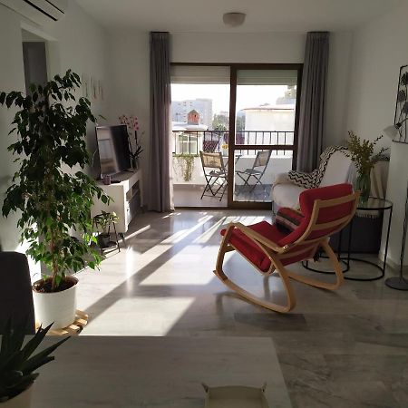 Appartement Playa Escollera à Estepona Extérieur photo