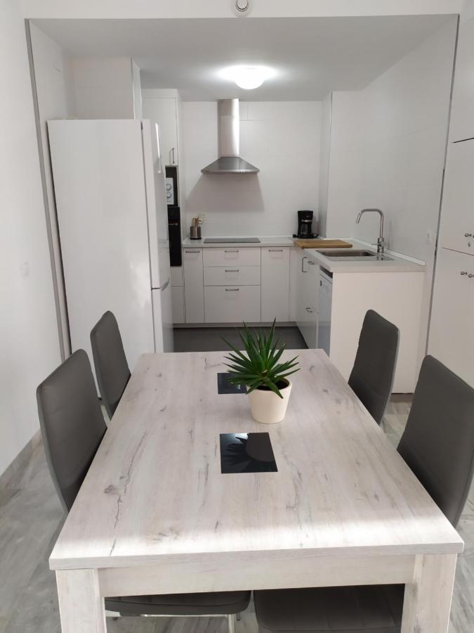 Appartement Playa Escollera à Estepona Extérieur photo