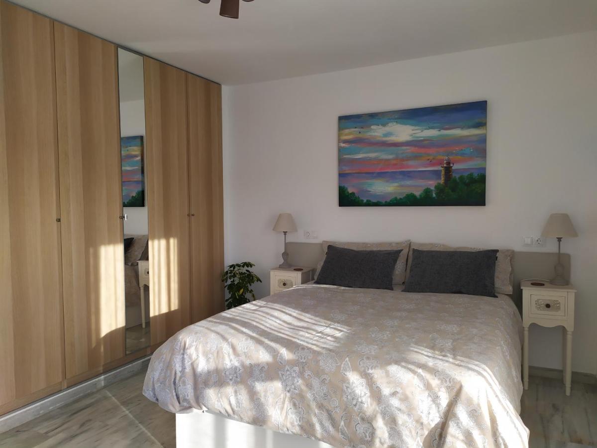 Appartement Playa Escollera à Estepona Extérieur photo